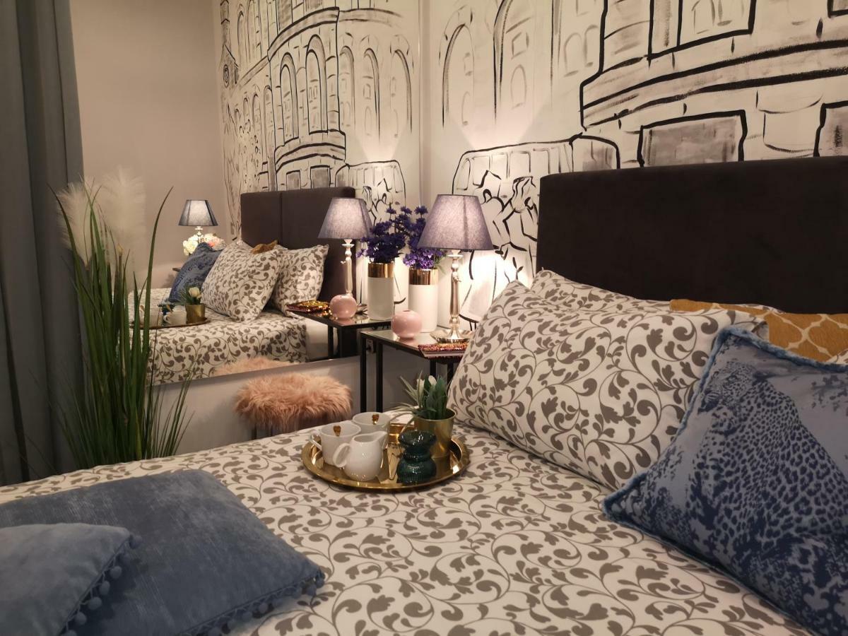Arena Design Apartments With Free Private Parking And With A Terrace Pula Ngoại thất bức ảnh